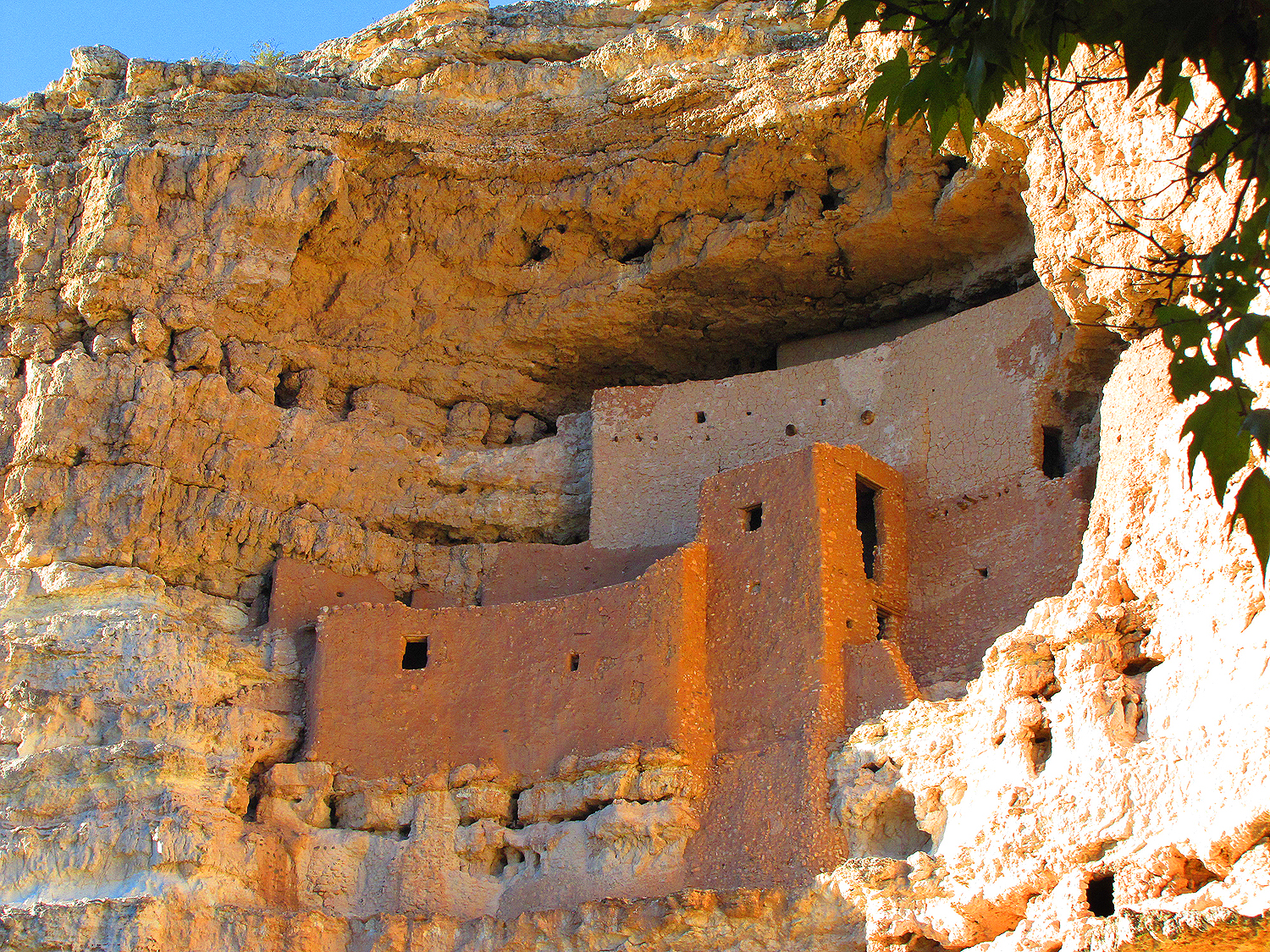 The Compleat Traveller Friday Photos Montezuma Castle National