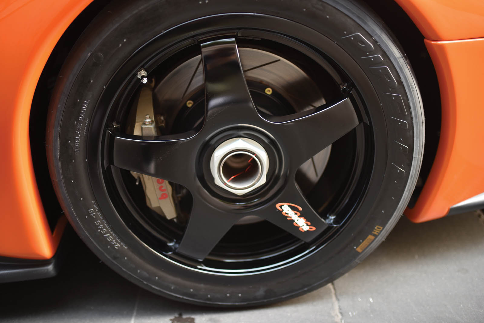 世界限定30台。ランボルギーニ「ディアブロGTR」がオークションにて