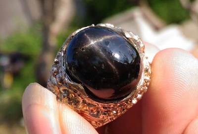 https://namabatuakik.blogspot.com/2019/01/batu-akik-black-diopside-star-natural.html