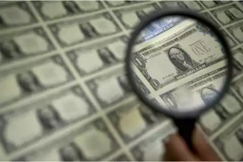 Dolar Lesu Jelang Pidato Gubernur Fed Yellen