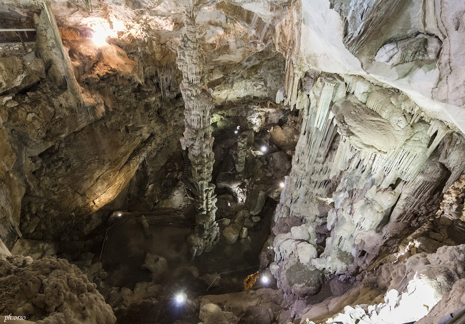 orsophotos grotta di ispinigoli.