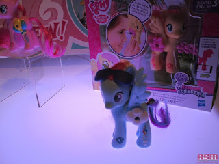 MLP Explore Equestria Magical Scene Brushables at NY Toy Fair 2016
