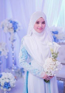 Gaun pengantin muslimah Dengan Pashmina Syari Gaun pengantin muslimah Dengan Pashmina Syari
