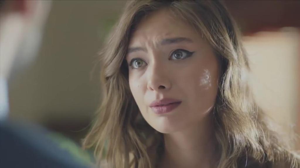 Wieczna miłość odcinek 11: Nihan oddaje Kemalowi wszystkie pamiątki! Zeynep poznaje Ozana! [Streszczenie + Zdjęcia]