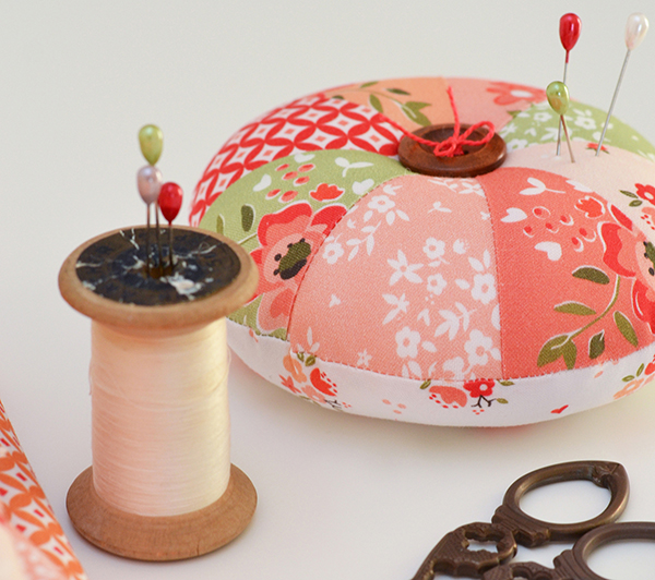 Down Grapevine Lane Simple Sprocket Pincushion Tutorial