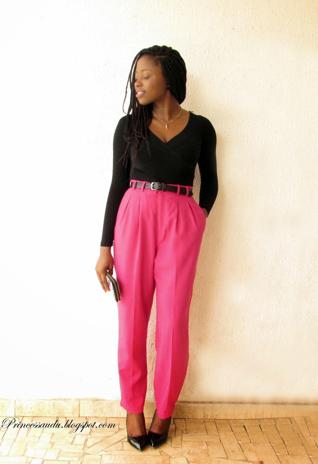high-waist trousers, black pumps, pink, vintage, date night