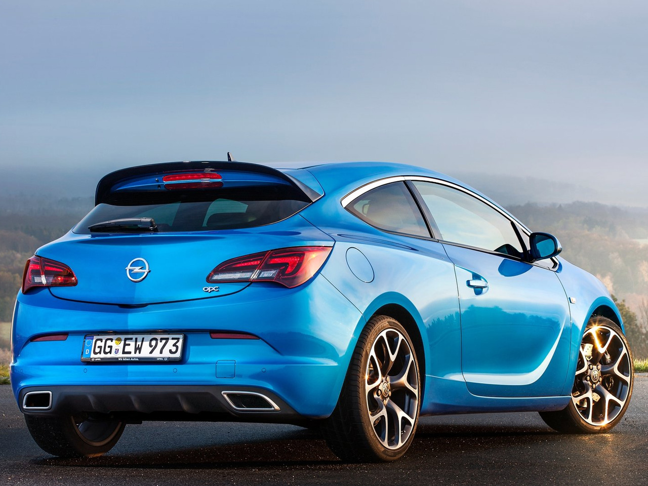 2013 Opel Astra OPC | Owner Manual PDF