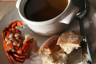 Une très goûteuse soupe au fumet de crabes