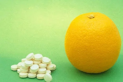 3 phương pháp tự nhiên chữa cảm lạnh Vitamin-D-C-chua-cam-lanh