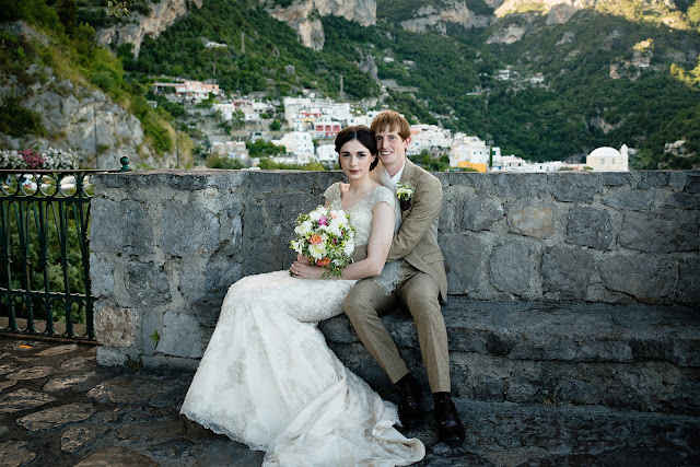 Bride and groom in Positano