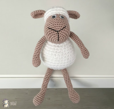 Ovejita amigurumi