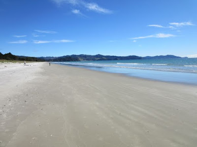 Playa de Matarangi, Península de Coromandel, Nueva Zelanda
