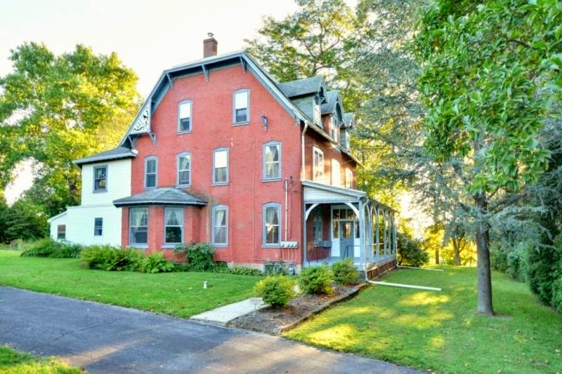 From City to Suburbia 24 E 1ST AVENUE, Parkesburg, PA, 19365