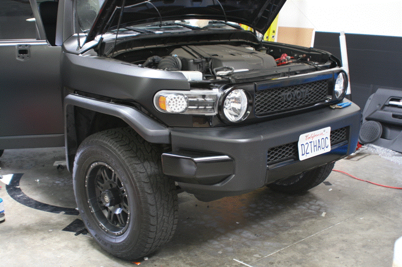 Riders Meeting: Matte Black Toyota FJ Cruiser