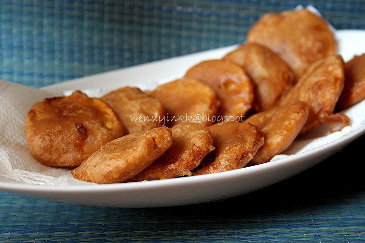 Table for 2.... or more Cinnamon Fried Plantain Horn Banana Local