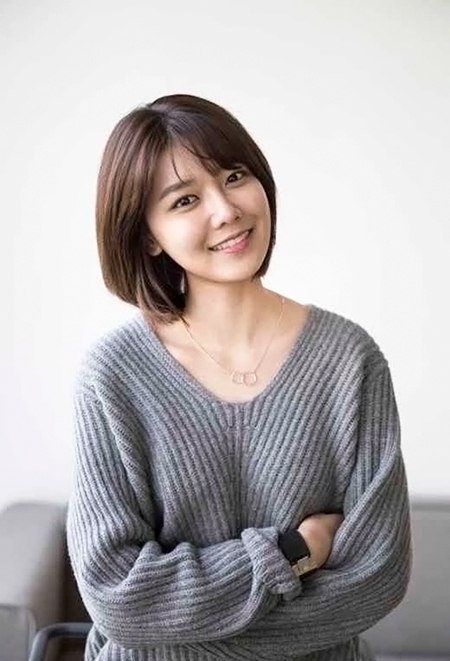 Girls' Generation's Sooyoung lost her grandmother