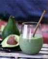 Jus buah alpukat mix daun salam