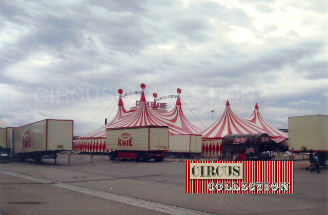 camions et chapiteau du cirque Allemand 