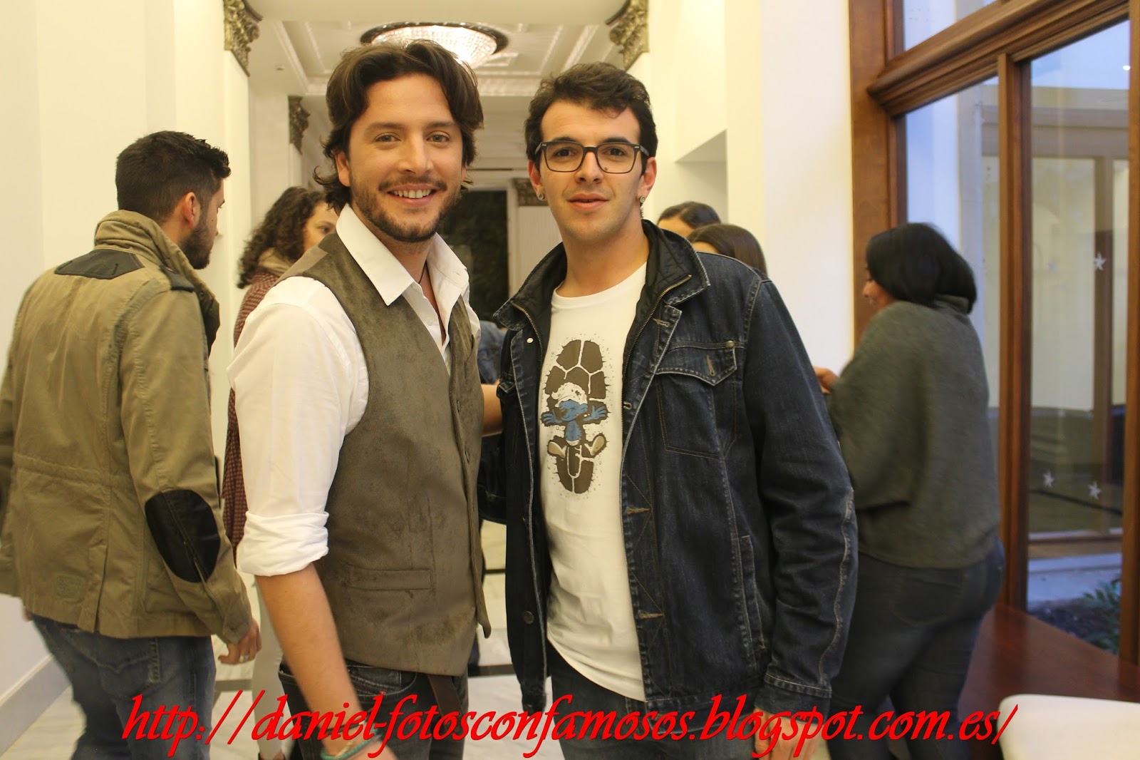Danifotos - ¿Cuánto mide Danifotos? (Daniel fotos con famosos) - (cazafotos) - Altura Manuel%2BCarrasco