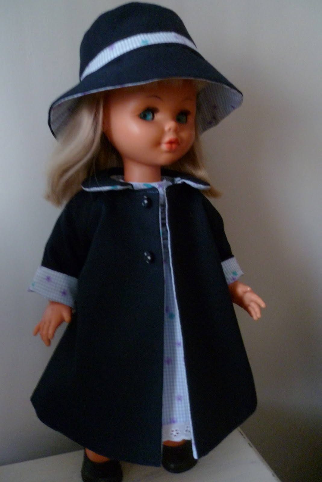 Ensemble Manteau Et Chapeaux Rose Pour Poupée – Double + Chapeaux, Taille 40, Tissu