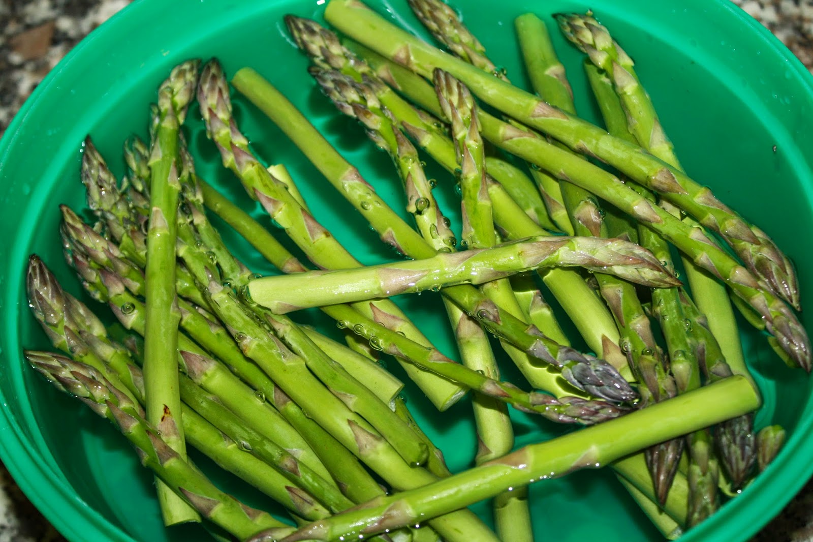 pasta asparagi ricetta