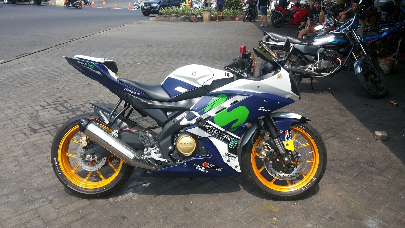 YAMAHA R15 Modifikasi Indonesia Modifikasi Ringan Yamaha R15