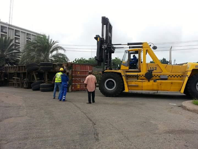 1a4 Photos: Another Container truck falls at Ijora, Olopa, Lagos