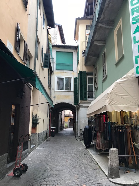 イタリア･ストレーザの路地