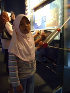 Siti Nuratiqah Adriana - 8/10/2002