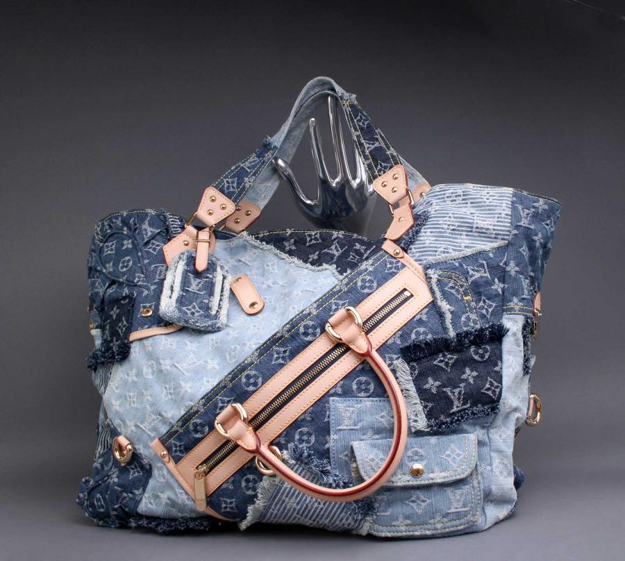 Louis Vuitton M95376 Bowly Monogram Patchwork Denim Shoulder Bag Blue Rare