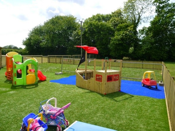Playground equipment for gardens &#8211; 25 great models!
