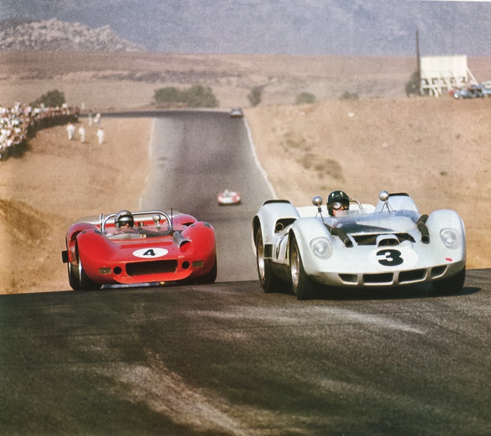 Can-Am+1965.+Riverside.+Bruce+McLaren+is