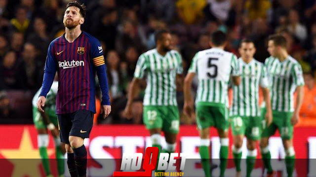 Barca Ditaklukkan Real Betis Meski Messi Kembali Bermain http://www.liputanskor.com/