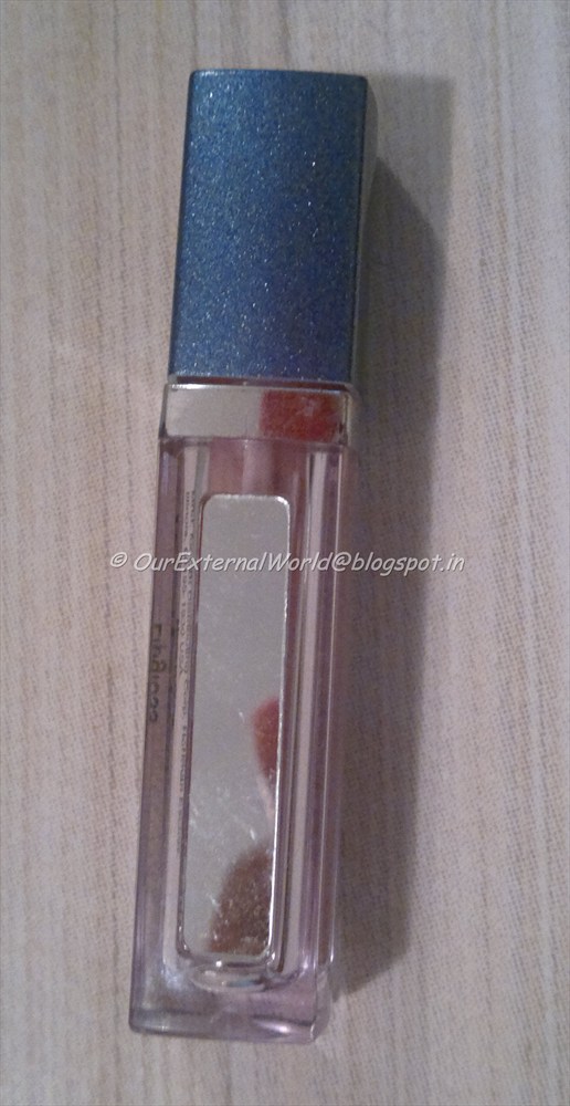 What's On My Lips Icing Frosty Pink Lip Gloss Review