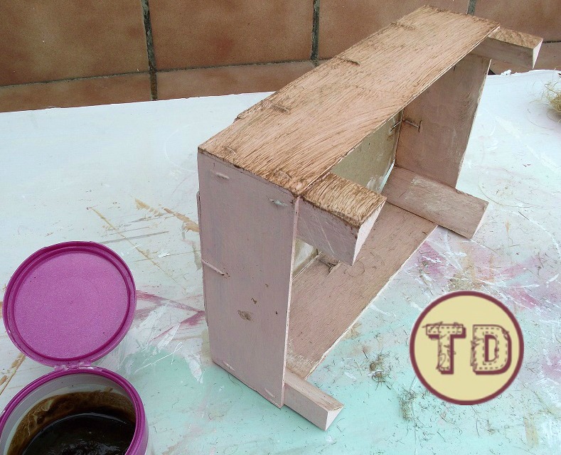 Caja de fresas decorada