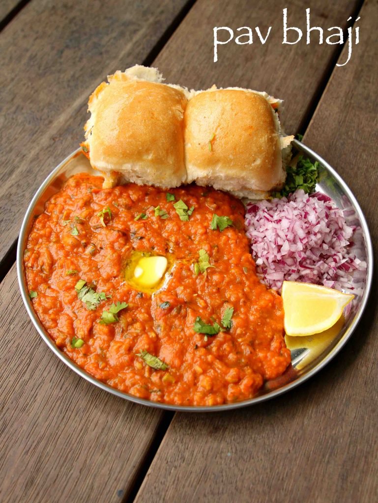 How To Make Delicious Pav Bhaji At Home In Hindi