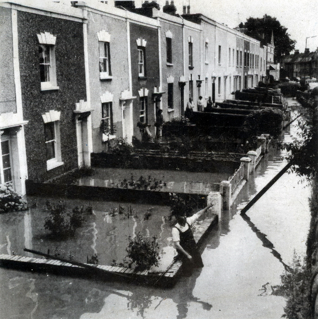 The Great Flood Of 1968 33 Rare Vintage Photos Show England In The 