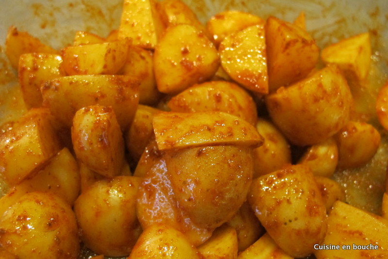 Poulet rôti et ses pommes de terre Marmiton