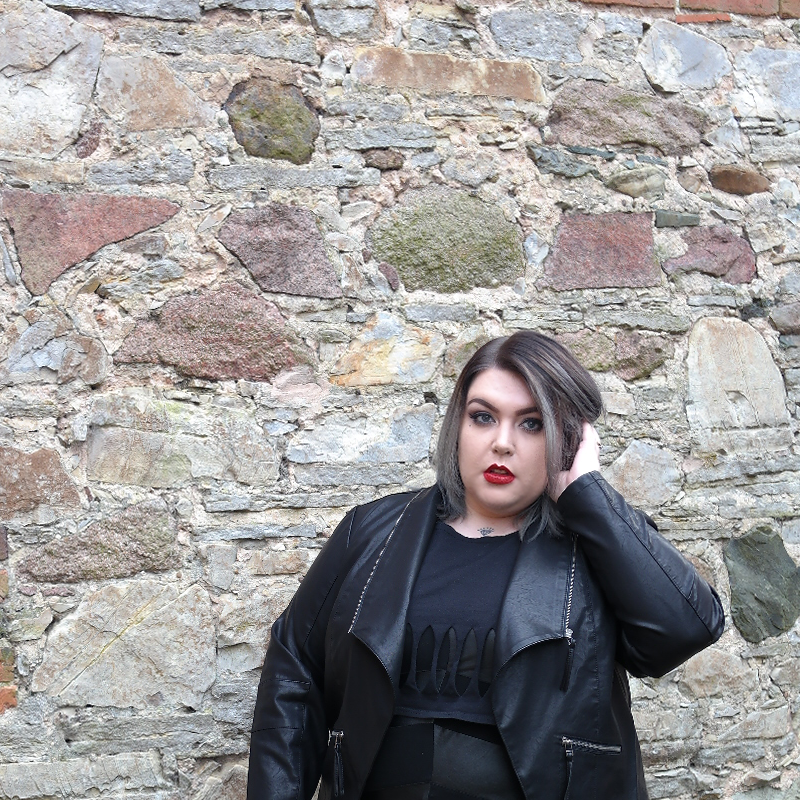 UK Plus Size Fashion Blogger Black Navabi Outfit
