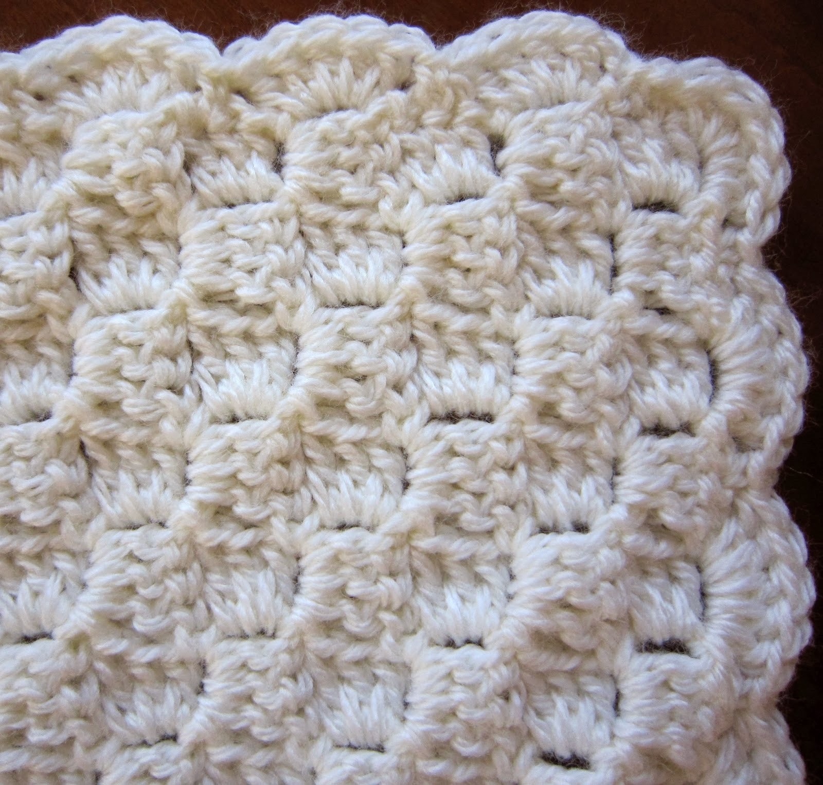 sea-trail-grandmas-preemie-crochet-blanket-and-hat-horizontal