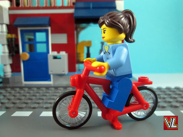 Set LEGO Creator 31026 Bike Shop & Café - modelo 2