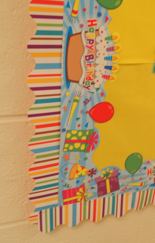 UN TOQUE DE MERCY FELIZ CUMPLEANOS/ /HAPPY BIRTHDAY MURAL PARA ESCUELA...