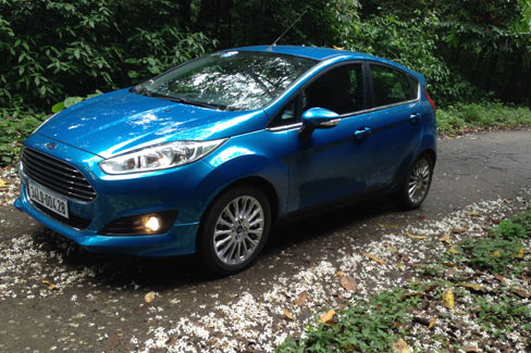 Lợi ích tuyệt đối mà Fiesta Ecoboost mang lại cho bạn Lợi ích tuyệt đối mà Fiesta Ecoboost mang lại cho bạn
