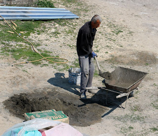 Sally needs more cement Sally needs more cement