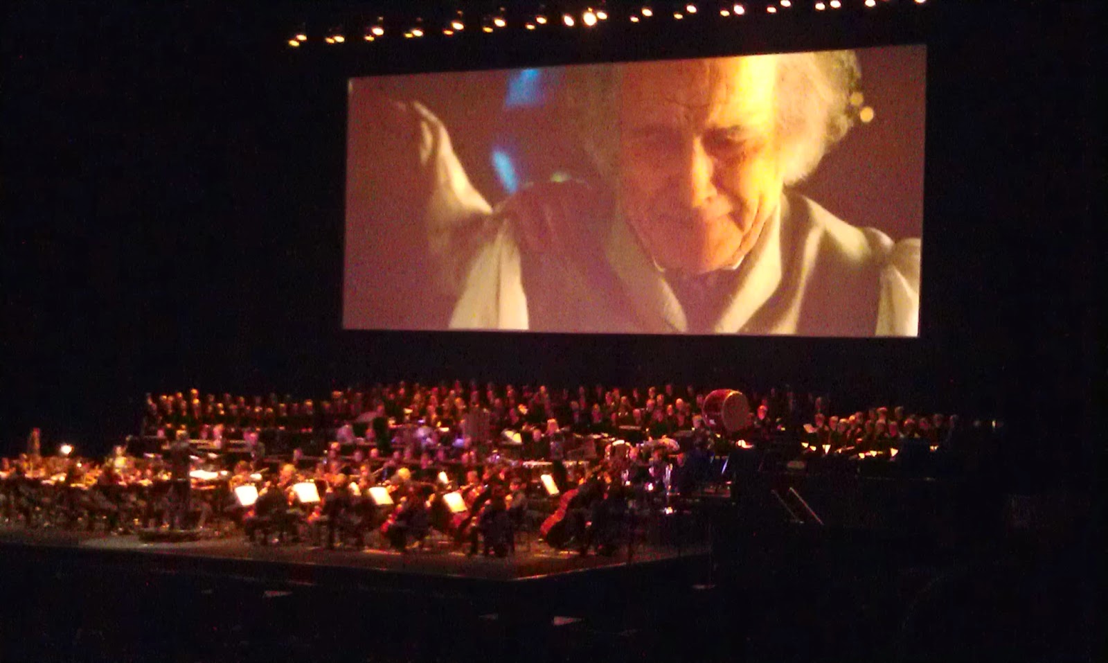 Lord of The Rings Symphony Soundtrack live Orchestra Two Towers YouTube Lord of The Rings Symphony Soundtrack live Orchestra Two Towers YouTube