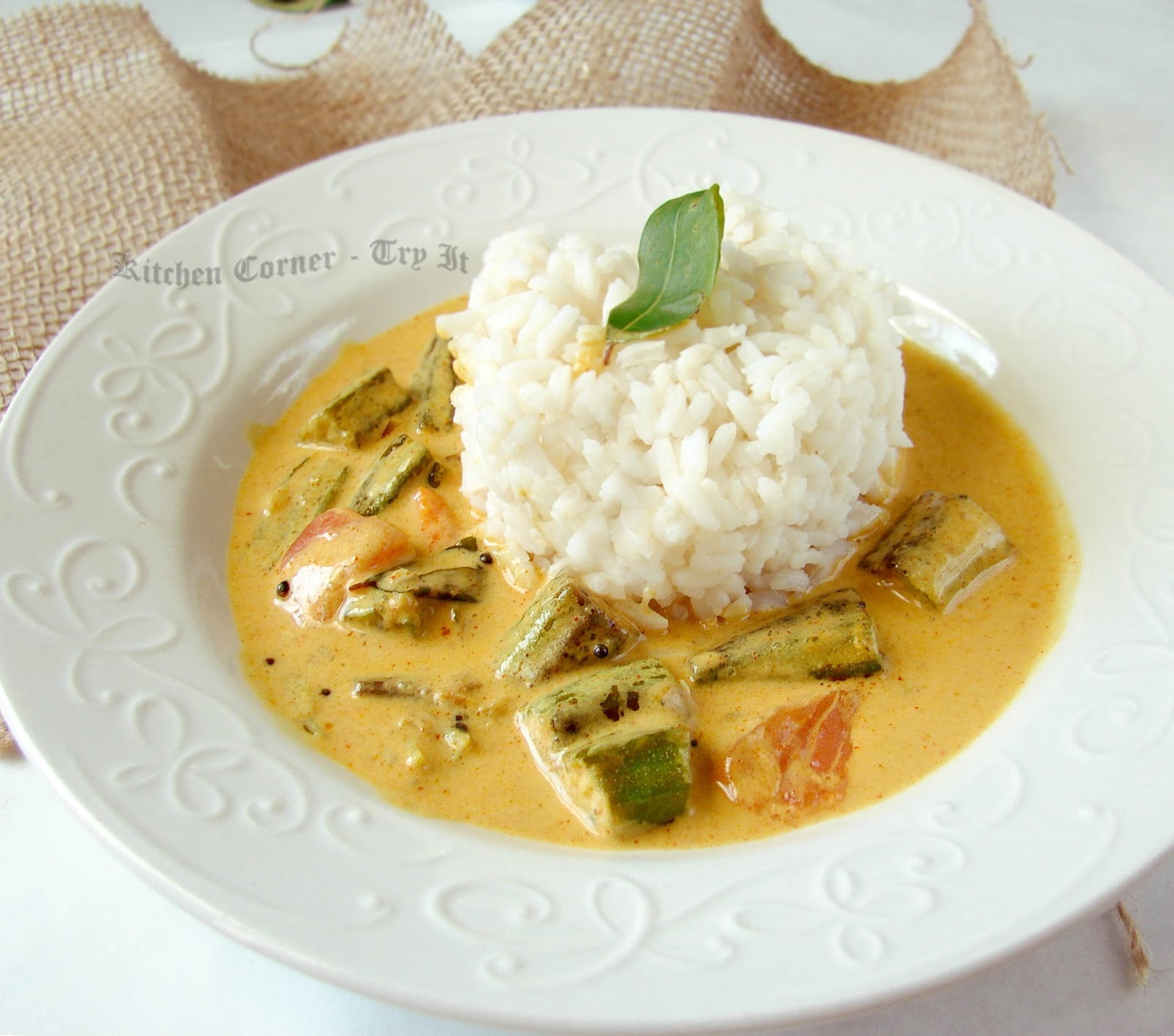 Vendakka Thakkali Curry/ Okra Tomato Curry