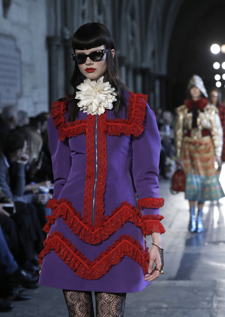 Gucci Takes British Inspiration for Cruise 2017 Show