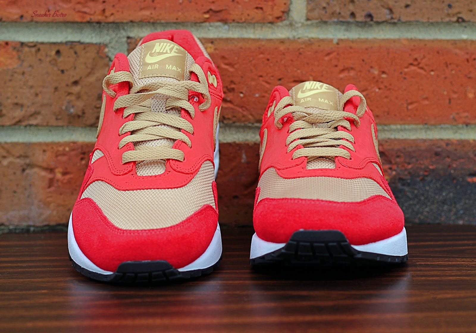 air max 1 red curry on feet