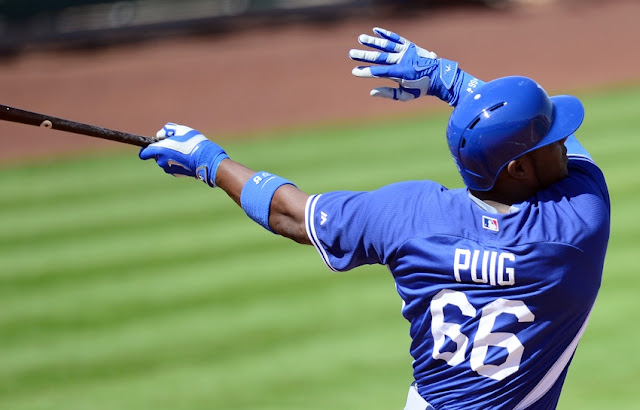 Aparentemente el jardinero de los Dodgers también predice sus jonrones Aparentemente el jardinero de los Dodgers también predice sus jonrones