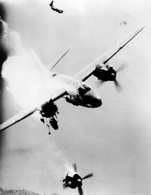 B-26 loses engine Perfectly Timed Photo worldwartwo.filminspector.com